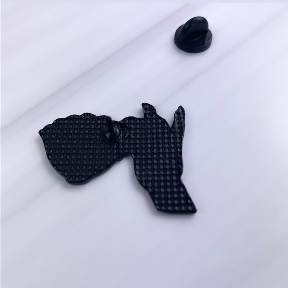 It’s Tea Time Enamel Pin/ Brooch - Picture 4 of 4